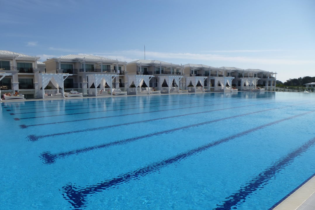 Pool Titanic Deluxe Golf Belek