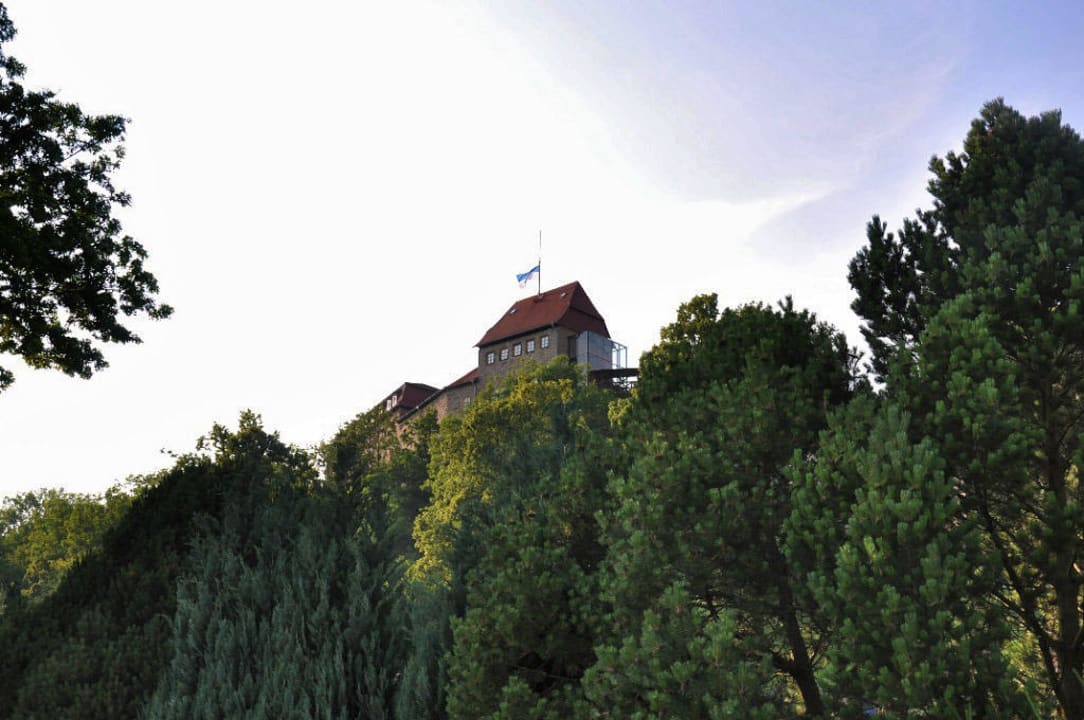 Blick zur Burg Hotel Auf Der Creuzburg
