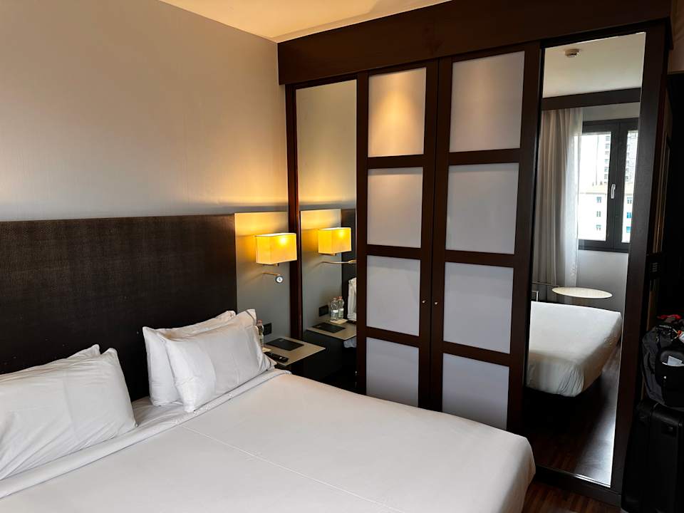 Zimmer AC Hotel Bologna by Marriott