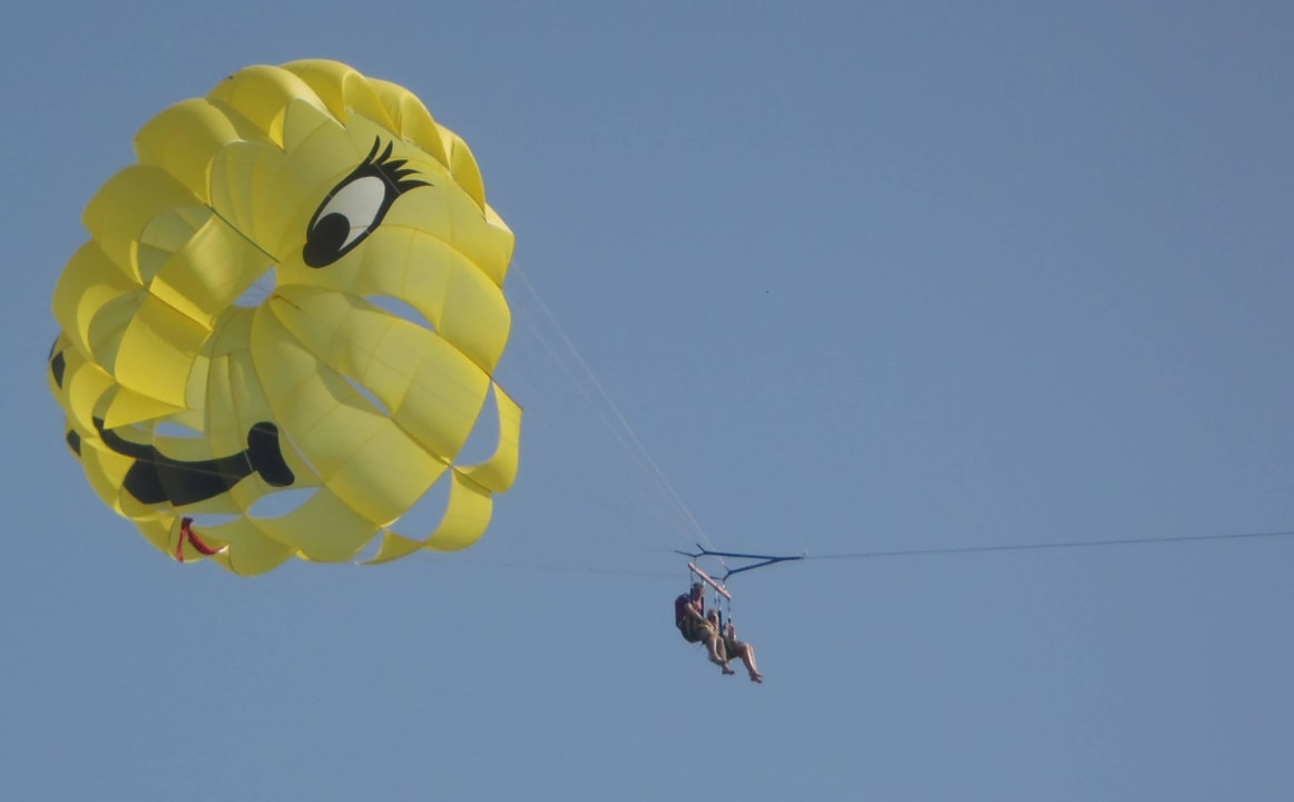Parasailing Hotel Süral Resort