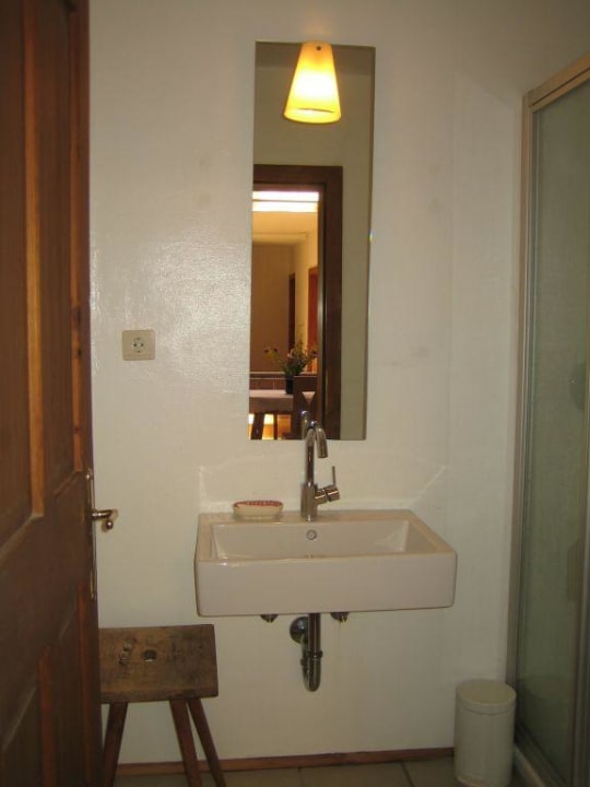 Badezimmer im Flur Pension Briol