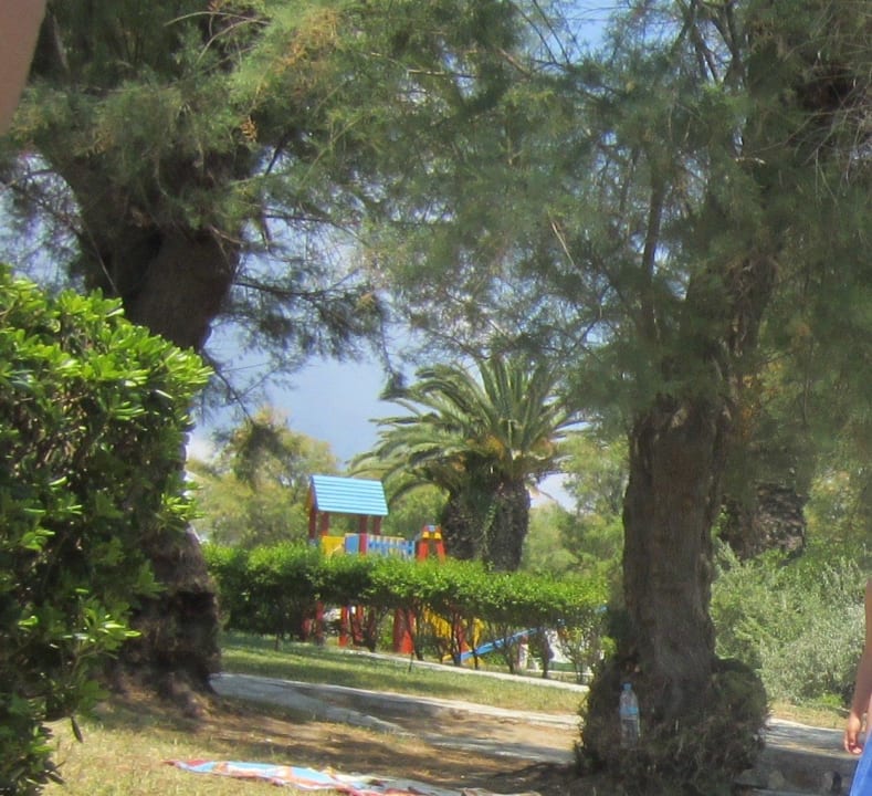 Детская площадка Pallini Beach Hotel