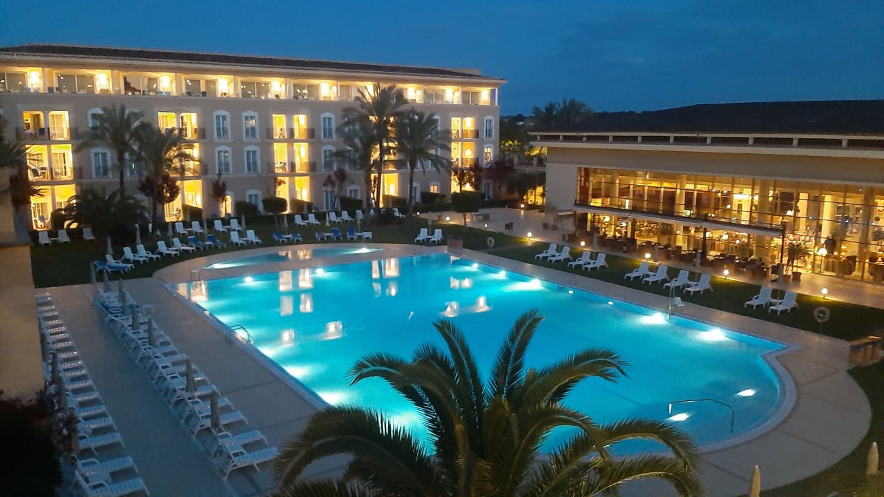 Pool Grupotel Playa de Palma Suites & Spa