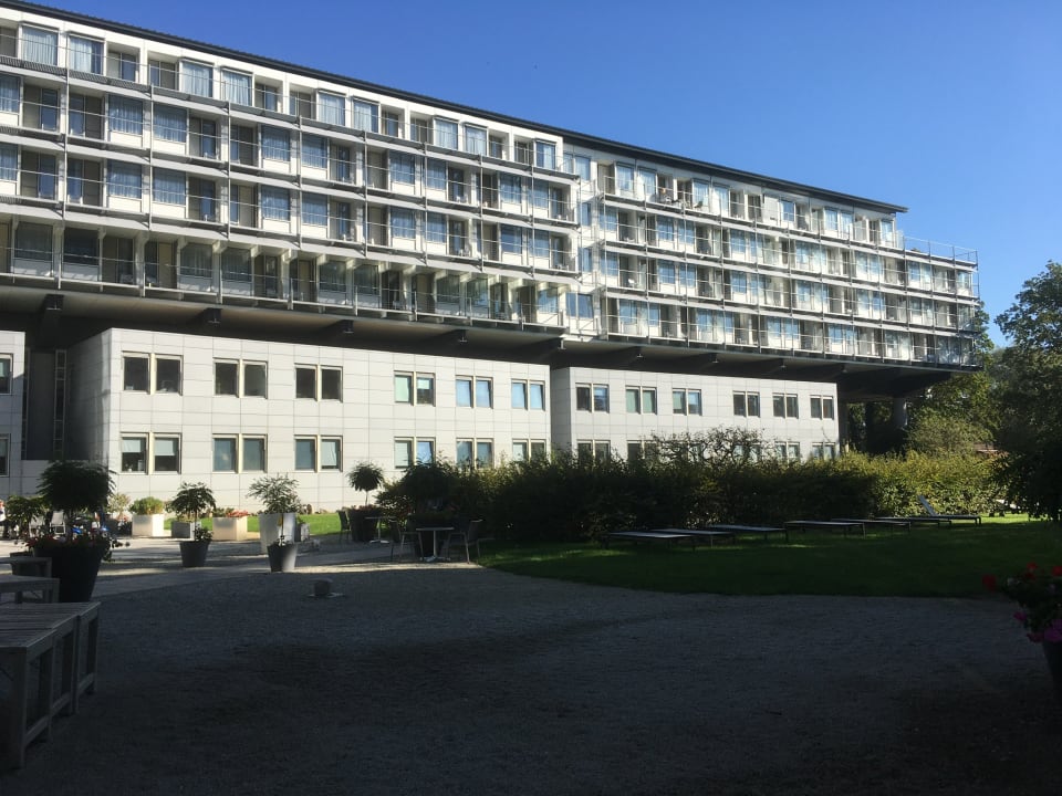 Außenansicht Kongresshotel Potsdam am Templiner See