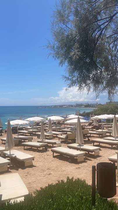 Strand Hotel Grecian Sands