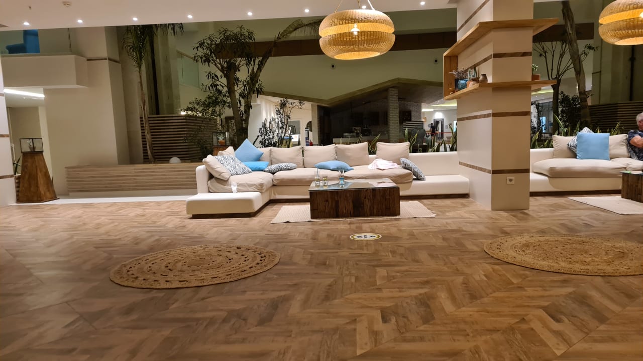 Lobby Design Plus Seya Beach Hotel