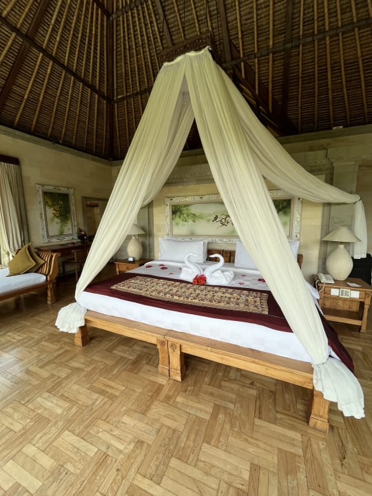 Zimmer Hotel The Royal Pita Maha