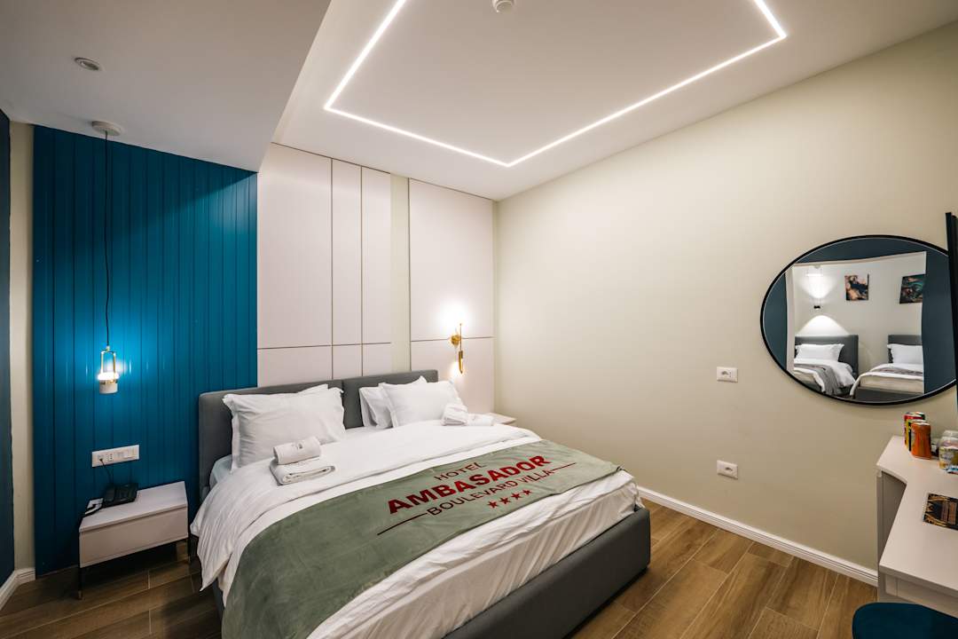 Zimmer Ambasador Hotel