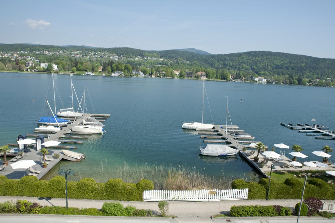 yacht hotel velden