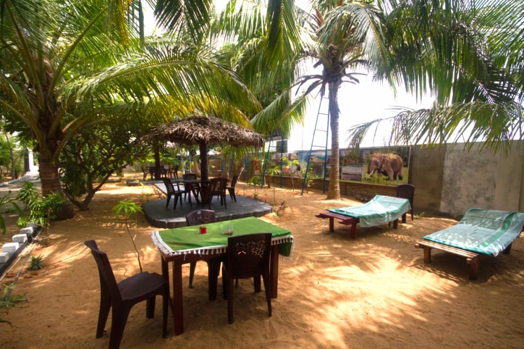 Sport & Freizeit Star Rest Beach Hotel Arugambay