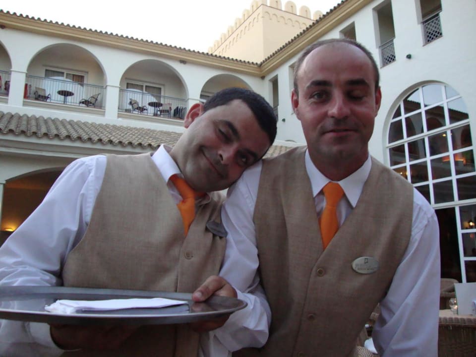 Die besten Kellner der Welt Fuerte Conil-Resort