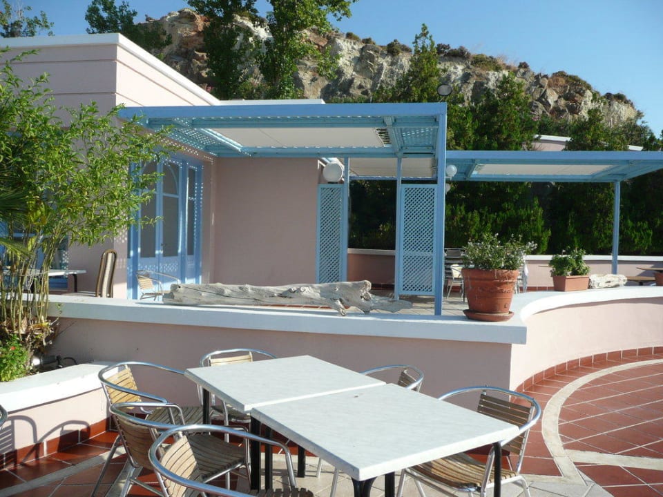 Restaurace u bazénu Mitsis Rodos Village