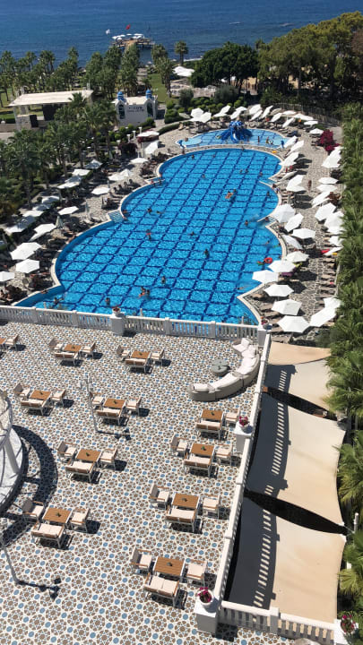Pool Rubi Platinum Spa Resort & Suites