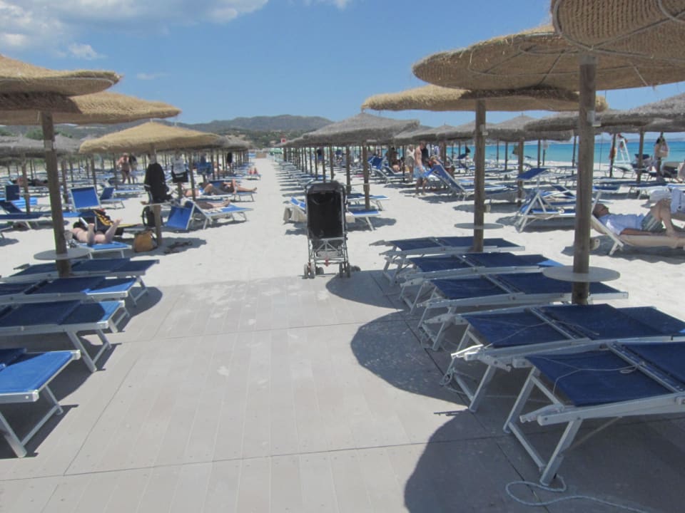 Viele Liegen VOI Tanka Village