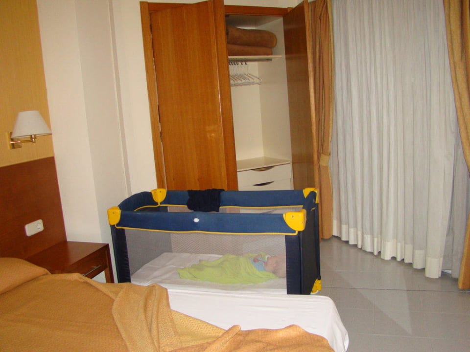 Łozeczko dla małego dziecka Hipotels Bahia Grande