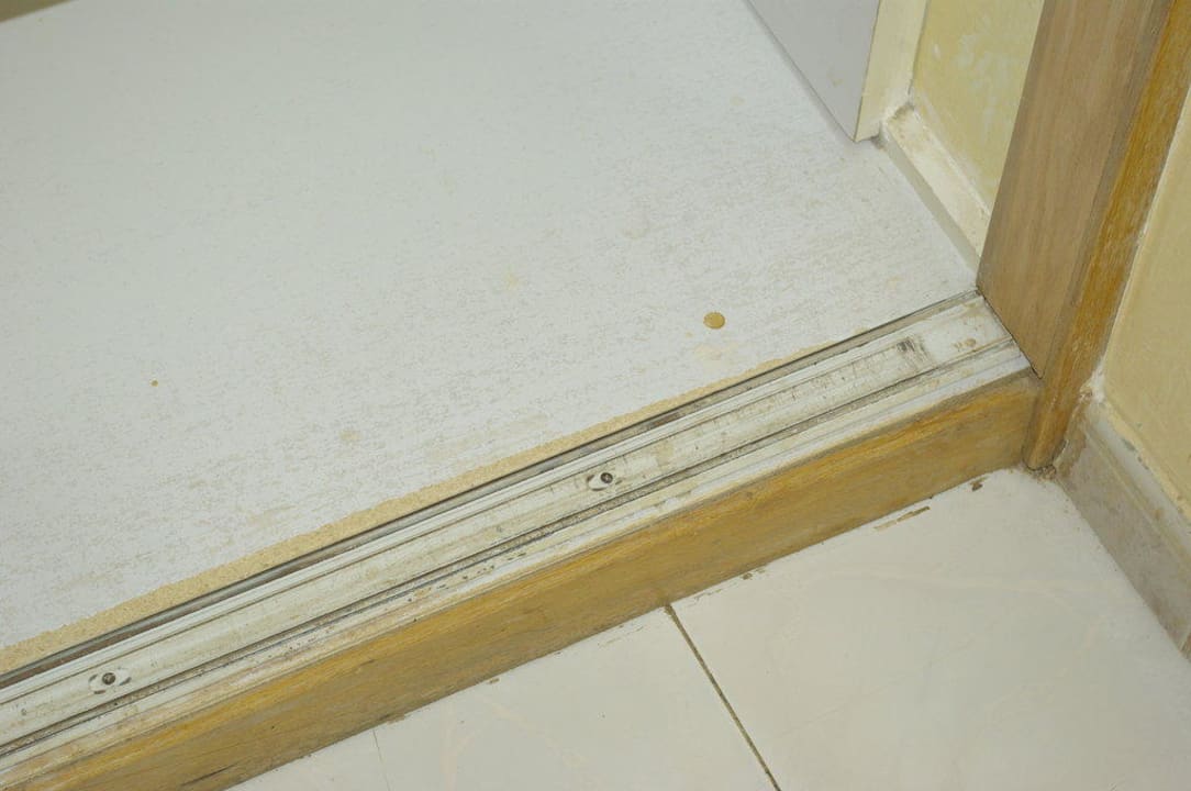 Rechte Schrankseite Ghazala Gardens