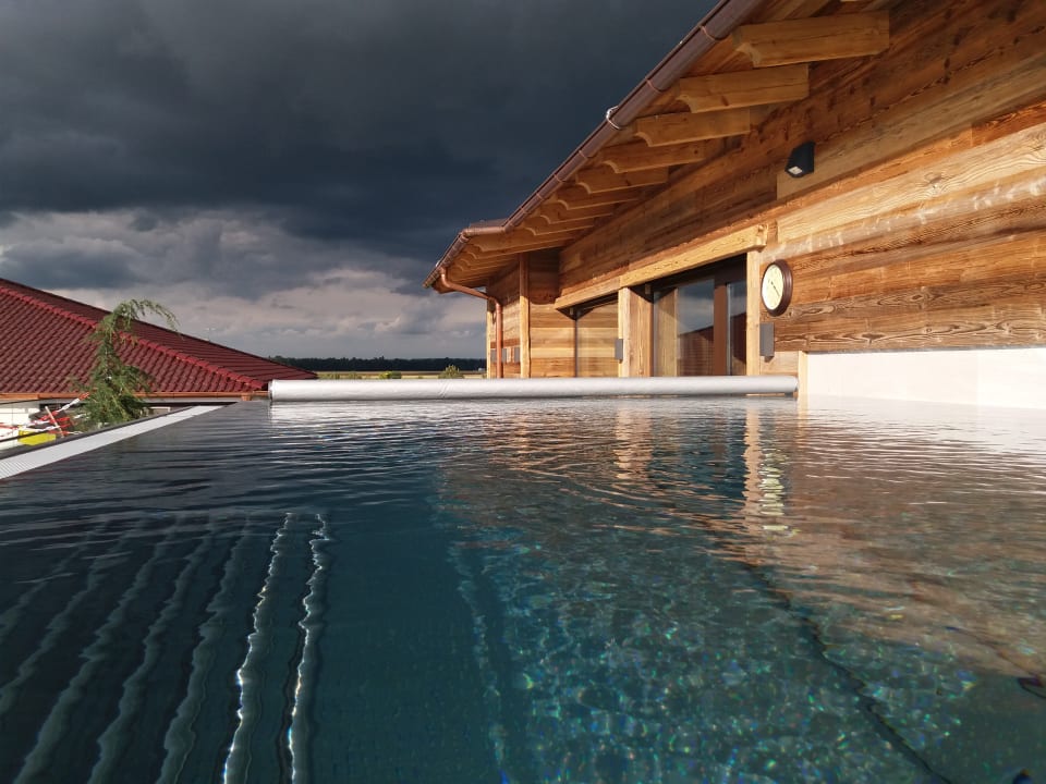 "Sky-Infinity-Pool" Hotel Ortner's Resort (Bad Füssing) • HolidayCheck ...