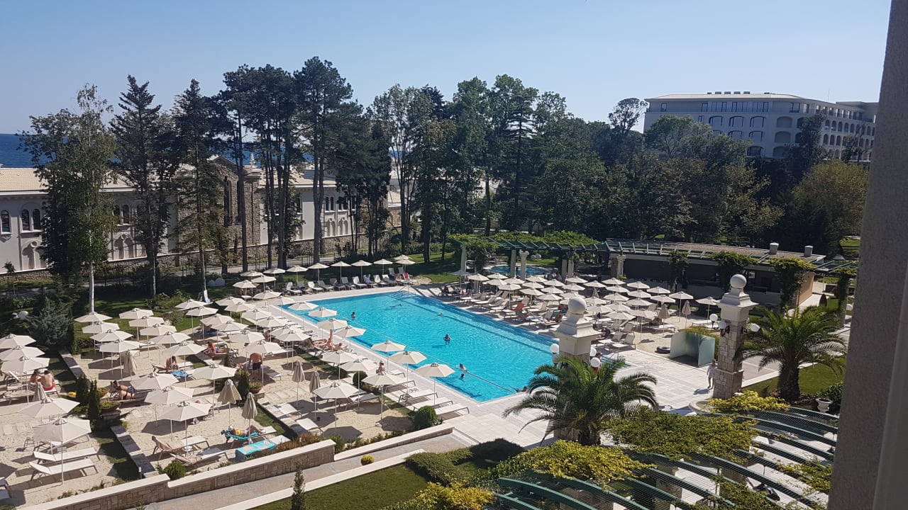 Pool Astor Garden Hotel