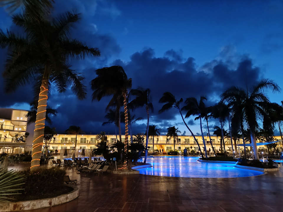 Pool Club Hotel Drago Park