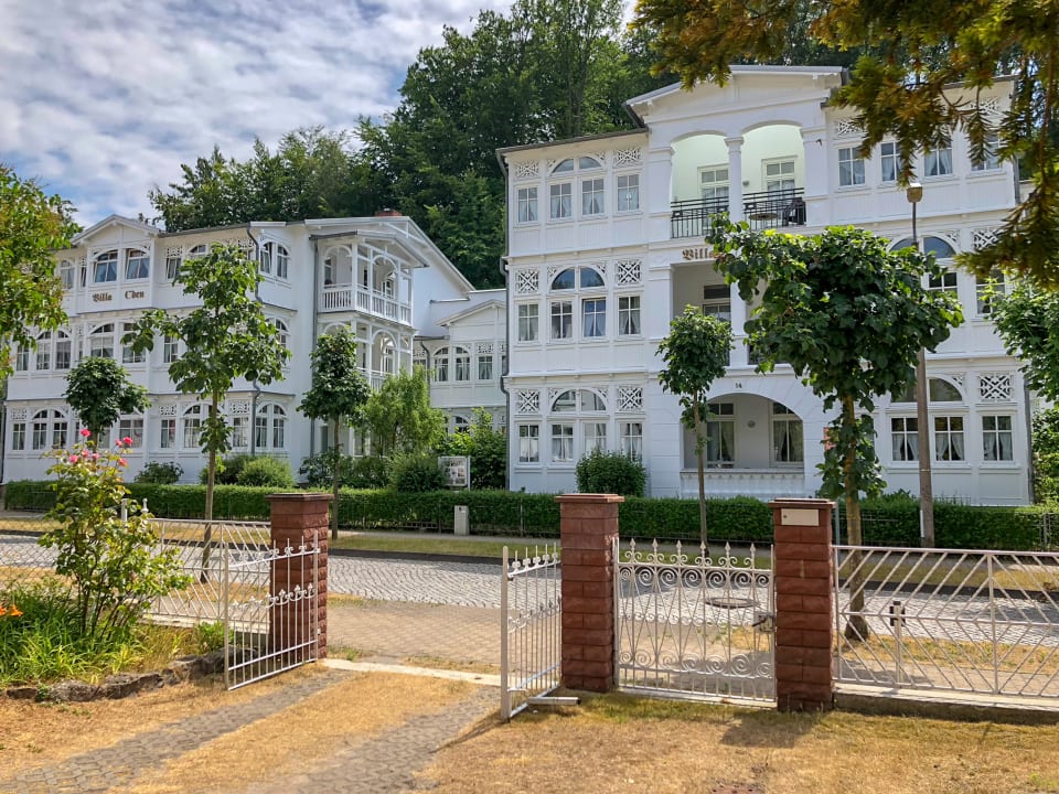Außenansicht Ferienwohnungen Villa Eden