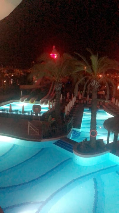 Pool Well Palace Side