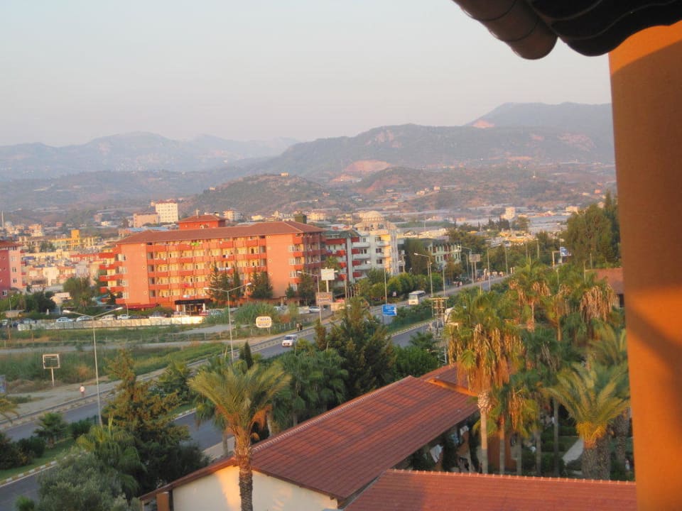Ausblick vom 6.Stock Club Turtas Beach Hotel