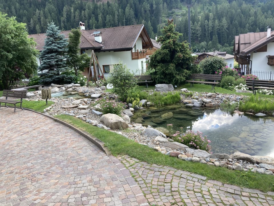 Gartenanlage Kristiania Pure Nature Hotel & Spa