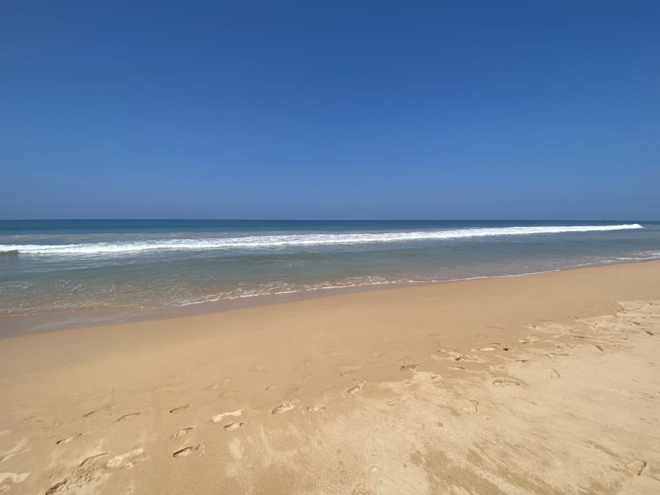 Strand Hotel Bentota Village