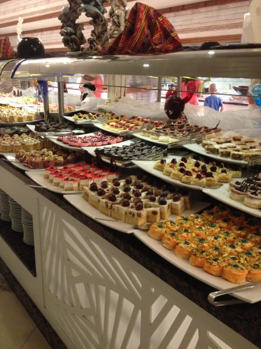 Mit Liebe gebacken TUI MAGIC LIFE Jacaranda