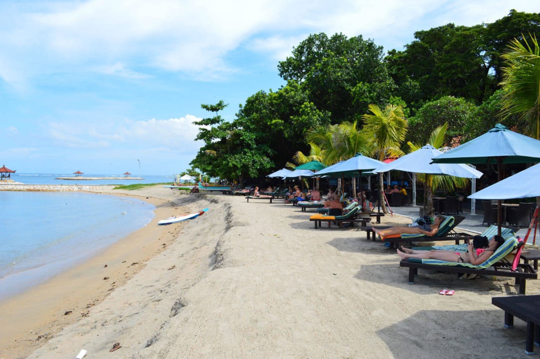 Strand am Tag Villa Shanti Beach