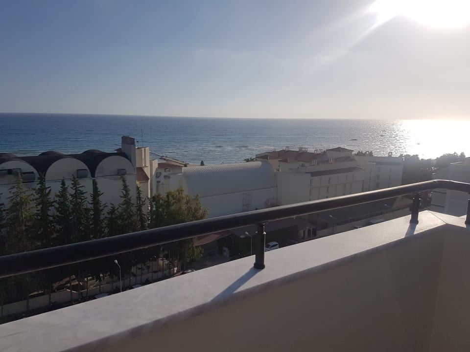 Zimmer Seaden Valentine Resort & Spa