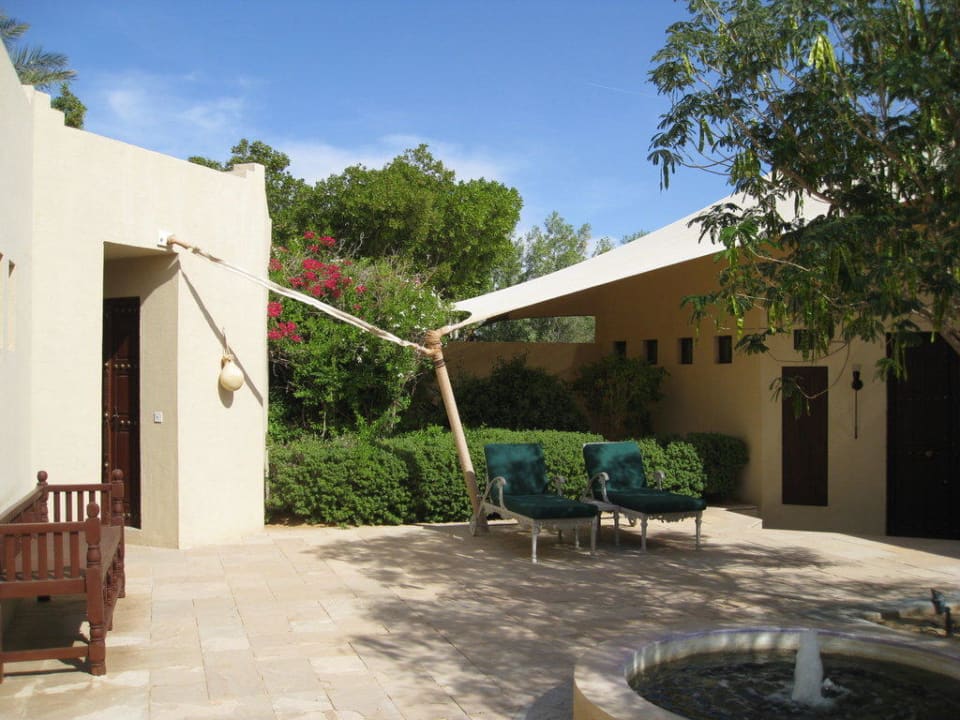 Innenhof Emirates Suite Al Maha, A Luxury Collection Desert Resort & Spa