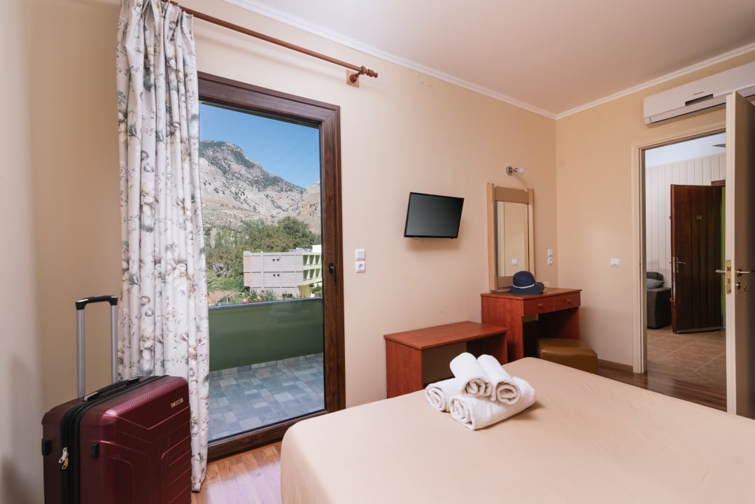 Zimmer Hotel Idi