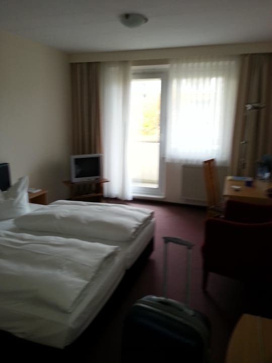 Großes Zimmer Days Inn Leipzig City Centre