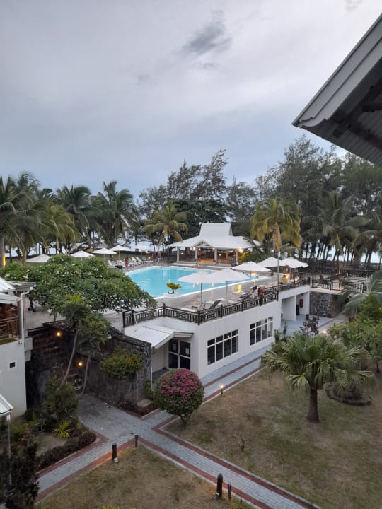 Ausblick Le Peninsula Bay Beach Resort & Spa