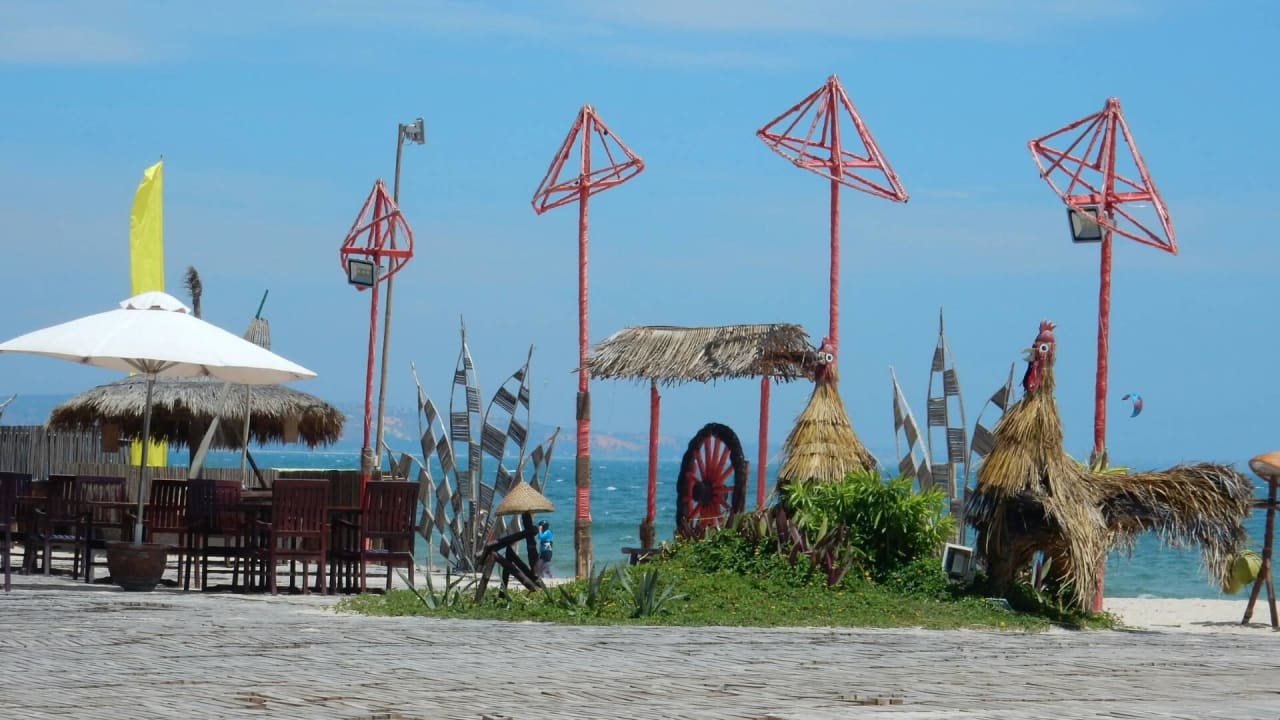 Strand Bamboo Village Beach Resort & Spa