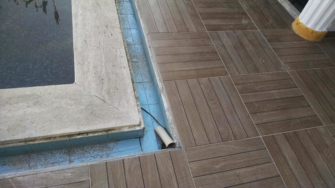 Verletzungsgefahr Arsi Hotel