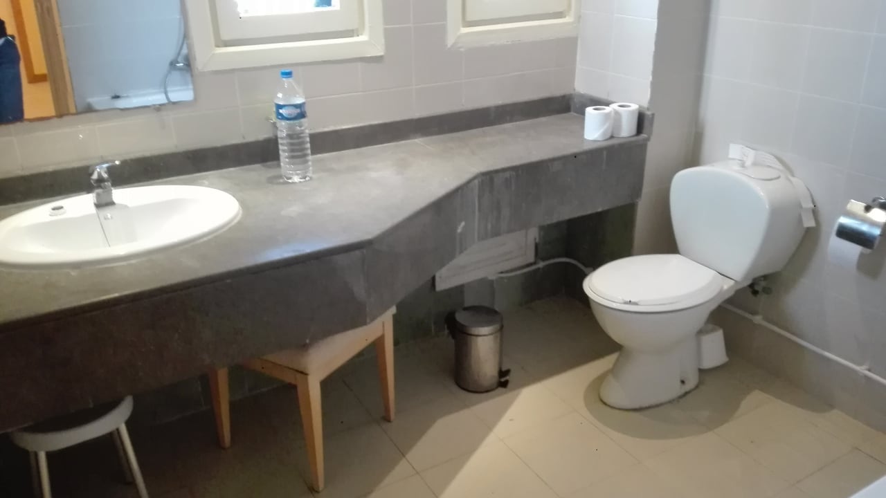 Zimmer Ruspina Beach Resort