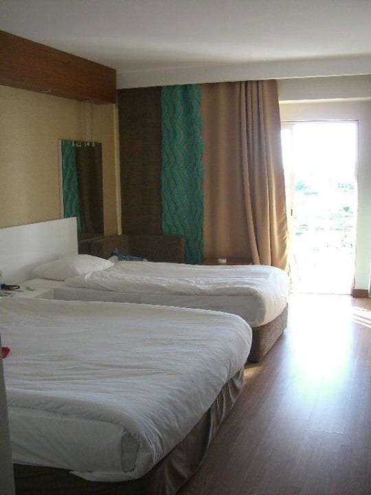 Zimmer Seaden Sea World Resort & Spa