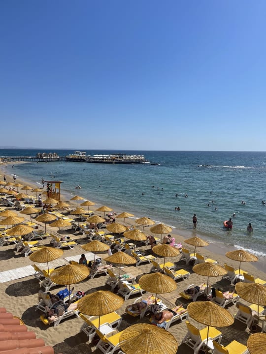 Strand Salamis Bay Conti Resort Hotel & Casino