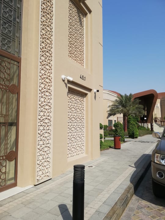 Außenansicht DoubleTree by Hilton Resort & Spa Marjan Island