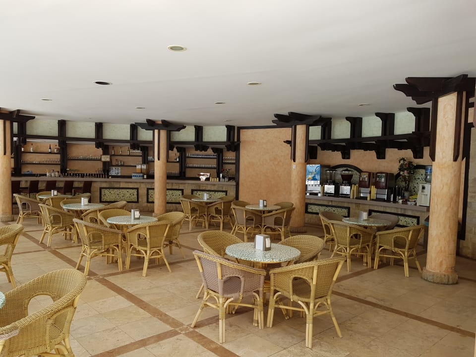 Restaurant Melas Holiday Village