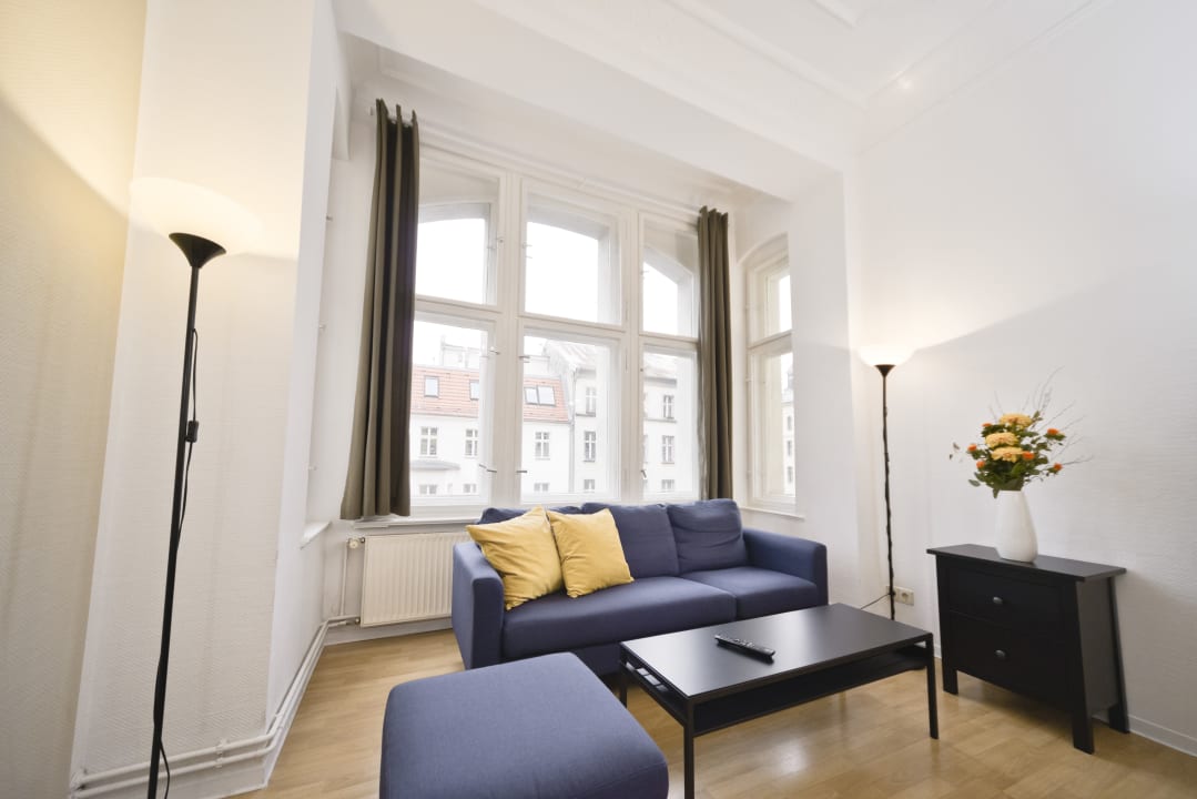 Zimmer Old Town Apartments