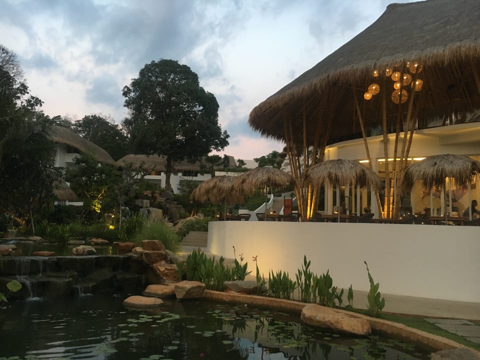 Gartenanlage Eden Beach Resort & Spa, A Lopesan Collection Hotel