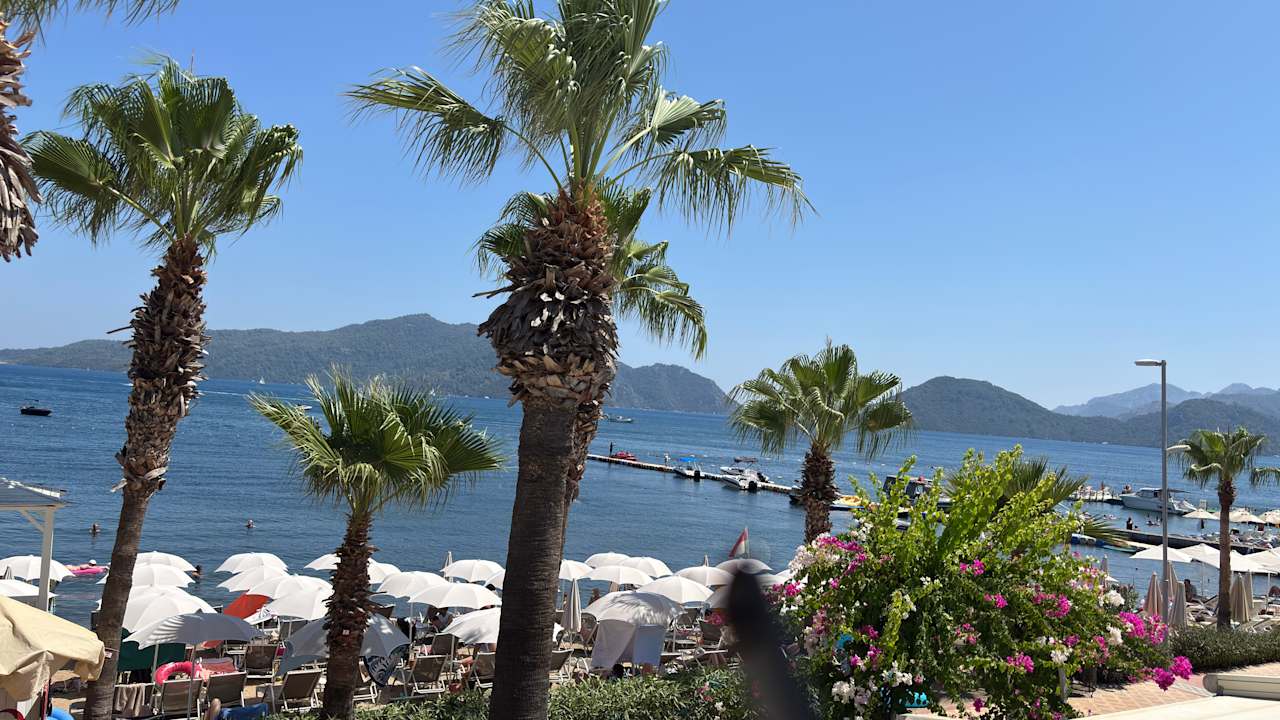 Gastro Emre Beach & Emre Hotel