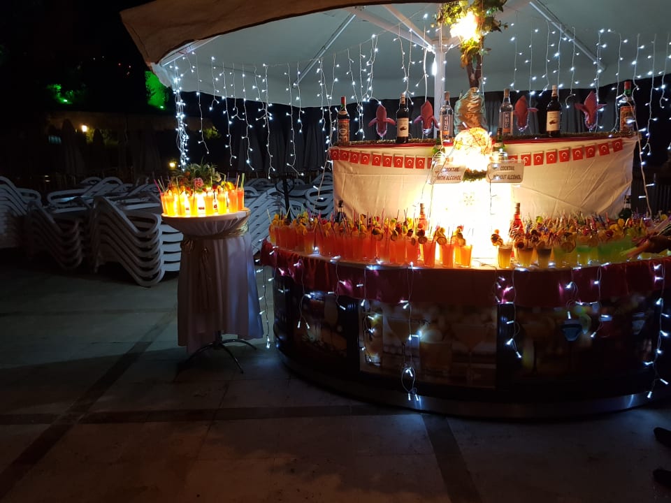 Gastro Melas Resort Hotel