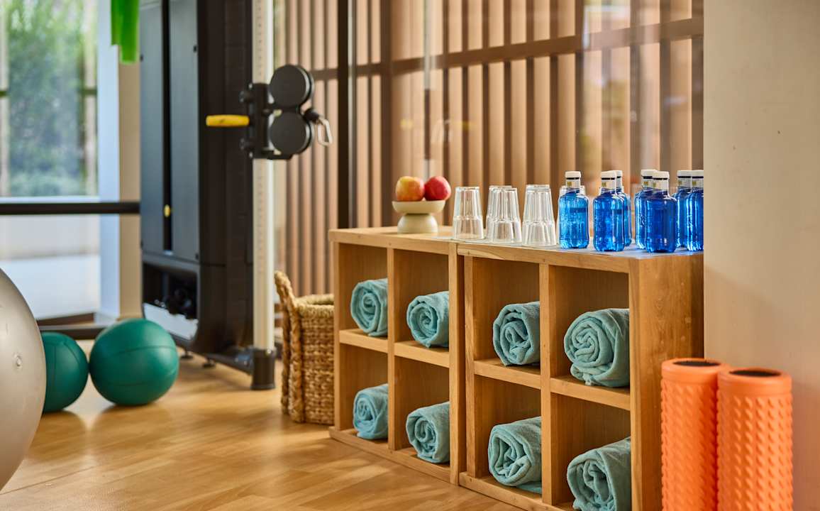 Sport & Freizeit Cala San Miguel Ibiza Resort, Curio Collection by Hilton