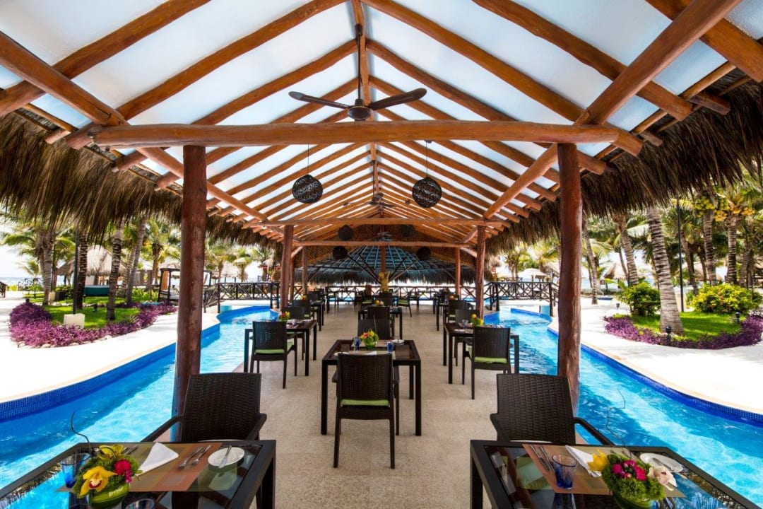 Gastro Hotel Hidden Beach Resort Au Naturel Club