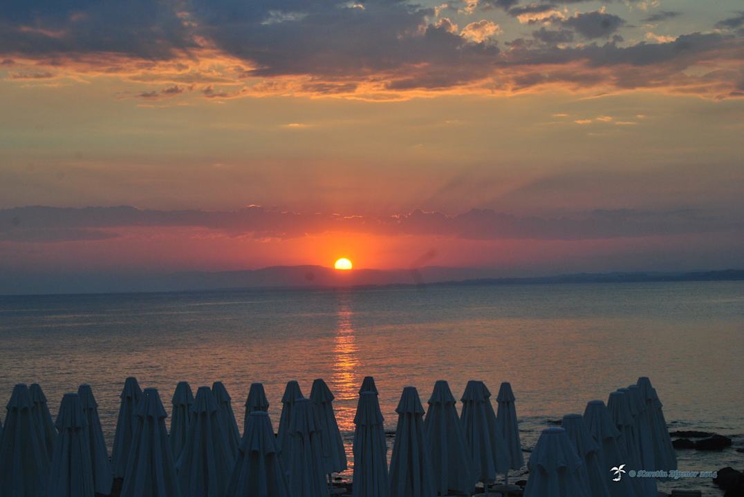 Sonnenuntergang Can Garden Beach