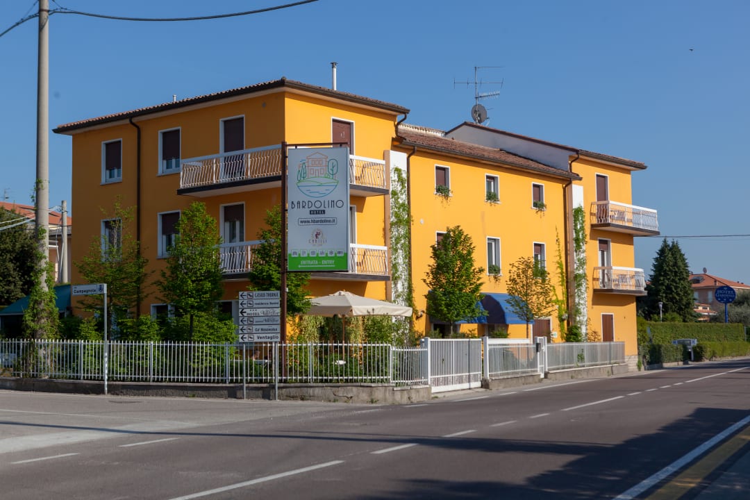 Außenansicht Hotel Bardolino